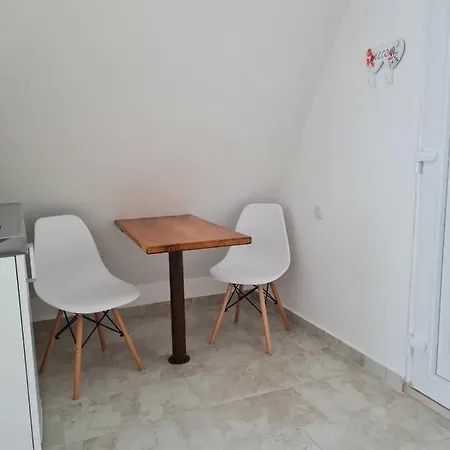 Radakovic Apartmán